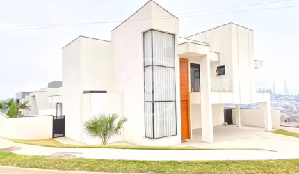 Linda casa de esquina com piscina e edícula codigo: 105741