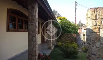 Casa com 3 Dormitorios á Venda, 177m2. codigo: 63528