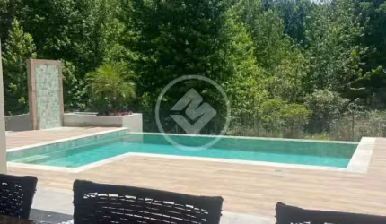 CASA A VENDA EM CONDOMÍNIO FECHADO codigo: 95698