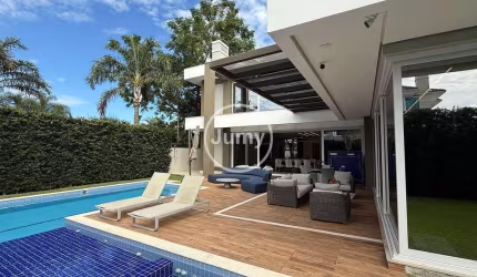 CASA DE ALTO PADRÃO PARA LOCAÇÃO ANUAL - R$ 45.000,00 - JURERÊ INTERNACIONAL, FLORIANÓPOLIS/SC