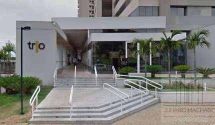 Vendo uma sala comercial no Trio Office. Andar alto. R$425.000,00