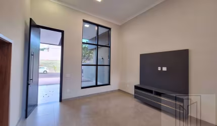 Casa condomínio San Marcos II com 3 suítes e piscina