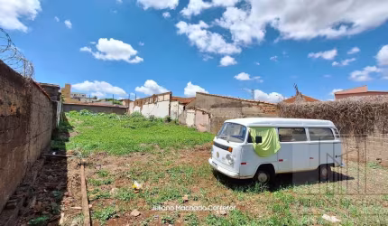 Terreno Comercial à Venda - Avenida Antônio e Helena Zerrener