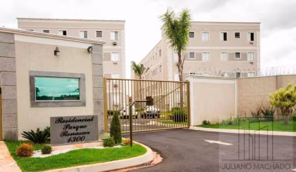 Vende-se apartamento no Condomínio Renascer com 2 dormitórios