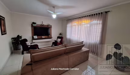 Venda de Casa térrea, 3 quartos - Parque Bandeirantes, Ribeirão Preto