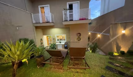 Casa com uma ótima vista à venda! Condomínio fechado 24hs