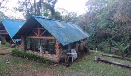 Chalés de Madeira no Clube da Montanha – Ideal para Lazer e Investimento em Airbnb