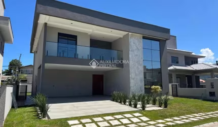Casa em condomínio fechado com 4 quartos à venda na Avenida Red Park, 784, São João do Rio Vermelho, Florianópolis, 292 m2 por R$ 1.479.000