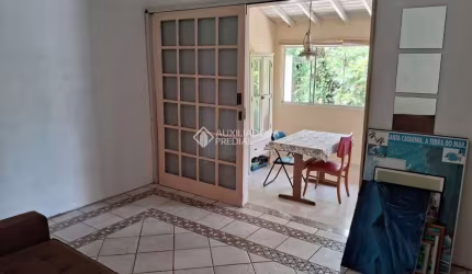 Casa com 4 quartos à venda na Rua Pau de Canela, 640, Rio Tavares, Florianópolis, 300 m2 por R$ 1.349.000