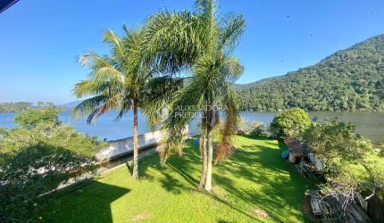 Casa com 7 quartos à venda na Rodovia João Gualberto Soares, 9352, São João do Rio Vermelho, Florianópolis, 350 m2 por R$ 2.650.000