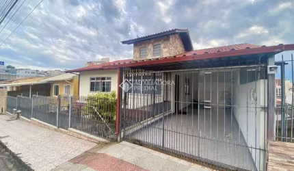 Casa com 4 quartos à venda na Rua Vidal Gregório Pereira, 226, Jardim Atlântico, Florianópolis, 200 m2 por R$ 1.499.000