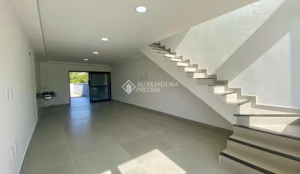Casa com 2 quartos à venda na Servidão Caminho Dos Areais, 3, Ingleses do Rio Vermelho, Florianópolis, 130 m2 por R$ 649.000