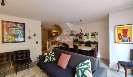 Casa em condomínio fechado com 3 quartos à venda na Rua Paulo Madureira Coelho, 555, Alto Petrópolis, Porto Alegre, 207 m2 por R$ 1.579.000
