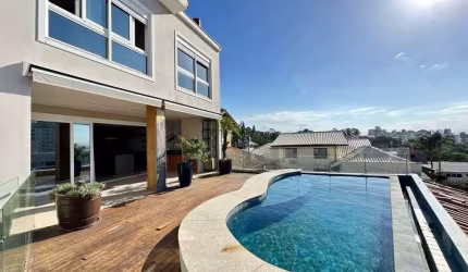 Casa com 3 quartos à venda na Rua Visconde de Taunay, 218, Agronômica, Florianópolis, 284 m2 por R$ 2.450.000