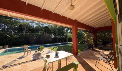 Casa com 4 quartos à venda na Servidão Joesi Guimarães da Silva, 20, São João do Rio Vermelho, Florianópolis, 300 m2 por R$ 2.659.000