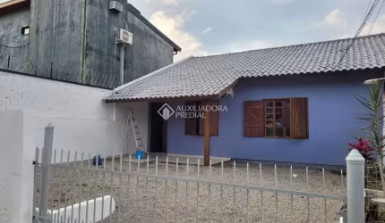 Casa com 2 quartos à venda na Servidão Dunas da Joaquina, 49, Rio Tavares, Florianópolis, 120 m2 por R$ 840.000