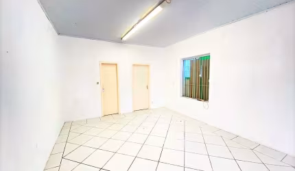 Sala comercial para alugar na Rua Teixeira de Freitas, 205, Rio Branco, Novo Hamburgo, 62 m2 por R$ 2.780