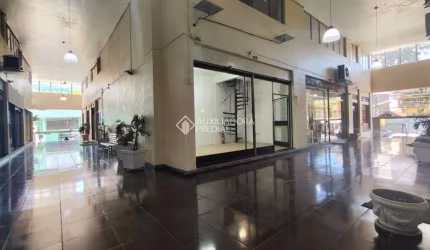 Sala comercial para alugar na Avenida Pedro Adams Filho, 5712, Centro, Novo Hamburgo, 52 m2 por R$ 1.100