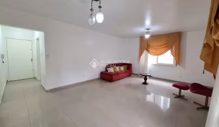 Apartamento com 2 quartos para alugar na Doutor Maurício Cardoso - De 851 - Ao Fim - Lado I, 961, Centro, Novo Hamburgo, 94 m2 por R$ 1.600