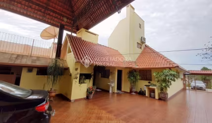 Casa com 3 quartos à venda na Rua Bento Rosa, 4730, Carneiros, Lajeado, 490 m2 por R$ 1.850.000