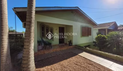 Casa com 3 quartos à venda na Pedro Américo, 219, Centenário, Lajeado, 97 m2 por R$ 380.000