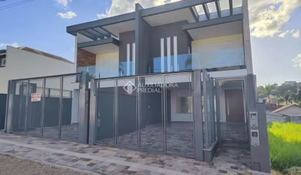 Casa com 3 quartos à venda na dos Canários, 287, Universitário, Lajeado, 198 m2 por R$ 945.000
