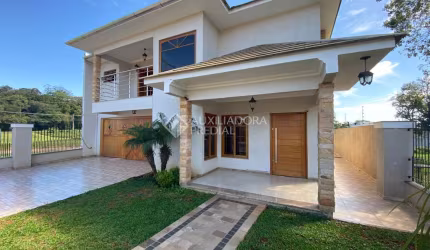 Casa com 3 quartos à venda na Selma Weisheimer, 50, Montanha, Lajeado, 330 m2 por R$ 1.500.000