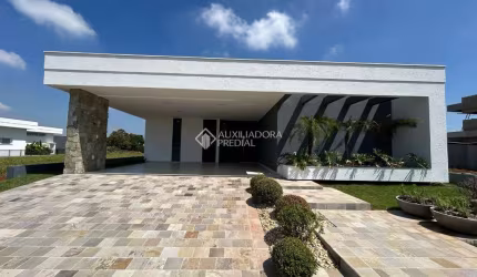 Casa com 3 quartos à venda na Rua Carlos Kronhardt, 44, Conventos, Lajeado, 215 m2 por R$ 2.149.000