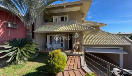 Casa com 3 quartos à venda na Martin Luther, 166, Florestal, Lajeado, 311 m2 por R$ 1.277.000