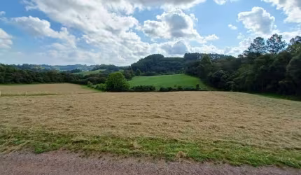 Terreno à venda na Buarque de Macedo, 4085, 6300, Centro, Carlos Barbosa, 66841 m2 por R$ 2.200.000