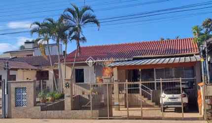 Casa com 3 quartos à venda na Rua Reinoldo Alberto Hexsel, 979, São Cristóvão, Lajeado, 142 m2 por R$ 890.000