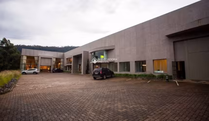 Sala comercial para alugar na FRANCISCO CICAROLLI, 201, Várzea Grande, Gramado, 9 m2 por R$ 3.500