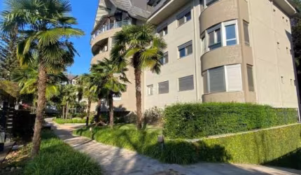 Apartamento com 3 quartos para alugar na Rua Do Colégio, 100, Centro, Gramado, 162 m2 por R$ 9.000