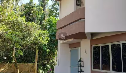 Casa em condomínio fechado com 2 quartos à venda na Rua Rouxinol, 151, Ariribá, Balneário Camboriú por R$ 780.000
