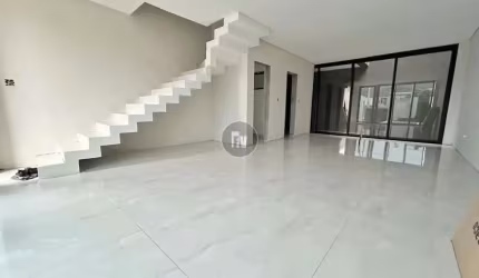 Casa em condomínio fechado com 3 quartos à venda na Rua Fermino Taveira Cruz, 535, Barra, Balneário Camboriú por R$ 1.500.000