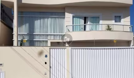 Casa com 3 quartos à venda na Rua Grécia, 77, Nações, Balneário Camboriú por R$ 4.499.900
