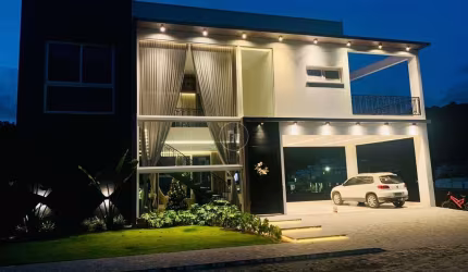 Casa em condomínio fechado com 3 quartos à venda na Avenida das Arapongas, 1265, Ariribá, Balneário Camboriú por R$ 6.500.000