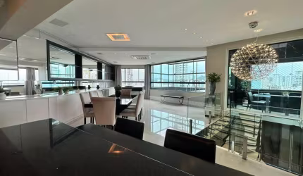 Cobertura com 4 quartos à venda na Rua 3706, 60, Centro, Balneário Camboriú por R$ 9.500.000