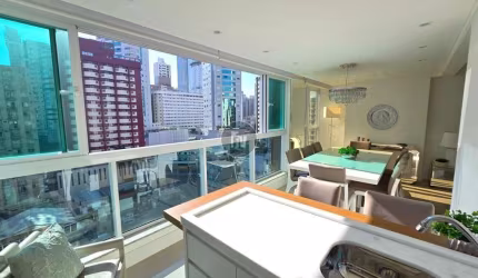 Apartamento com 3 quartos à venda na Rua 904, 25, Centro, Balneário Camboriú por R$ 2.249.000