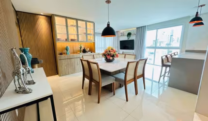 Apartamento com 3 quartos à venda na Rua 2300, 542, Centro, Balneário Camboriú por R$ 3.300.000