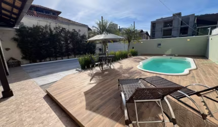 Casa em condomínio fechado com 3 quartos à venda na Rua Manoel Athanázio Corrêa, 309, Barra, Balneário Camboriú por R$ 1.600.000