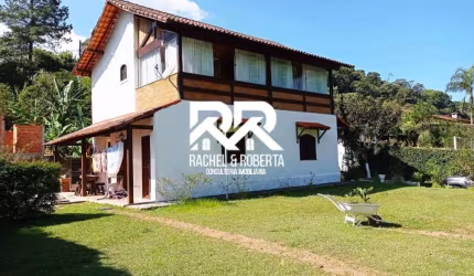Casa em Frente ao Horto Linda Vista