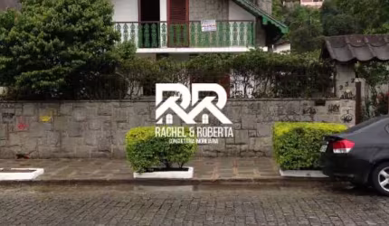 Casa no Alto Excelente Para residência e Ponto Comercial