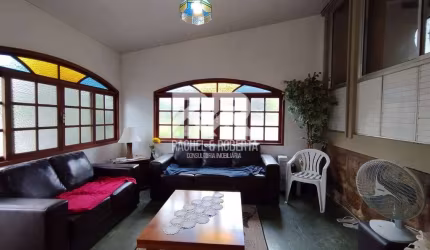 Casa com 3 quartos em condomínio na Posse