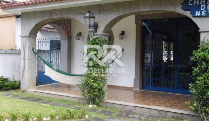 Casa em Excelente Localização Perto do Clube Comary