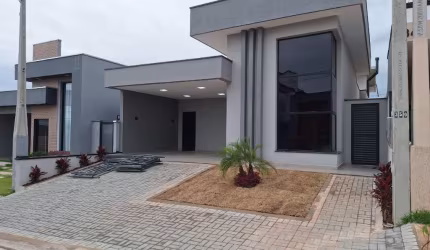 Linda casa Condomínio Malibu!!!