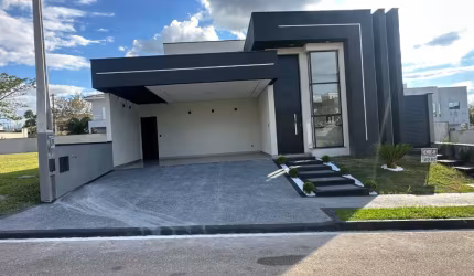 Linda Casa Condomínio Terras do Vale