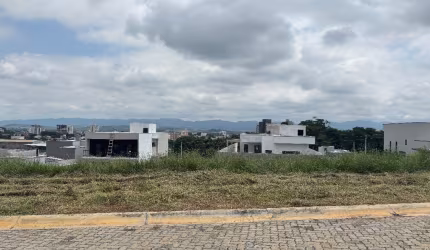 Terreno com ampla vista