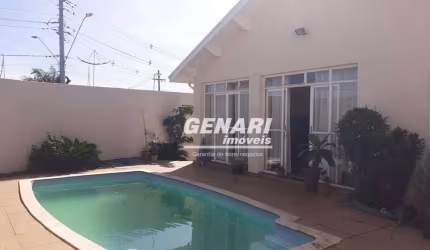 Casa com 3 quartos à venda, 259 m² por R$ 1.500.000 - Jardim Regina - Indaiatuba/SP