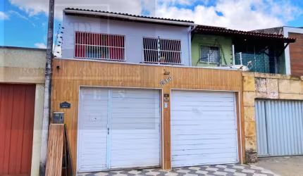 Casa duplex à venda no Passaré - 3 vagas - 4 quartos - Santiago de Compostela